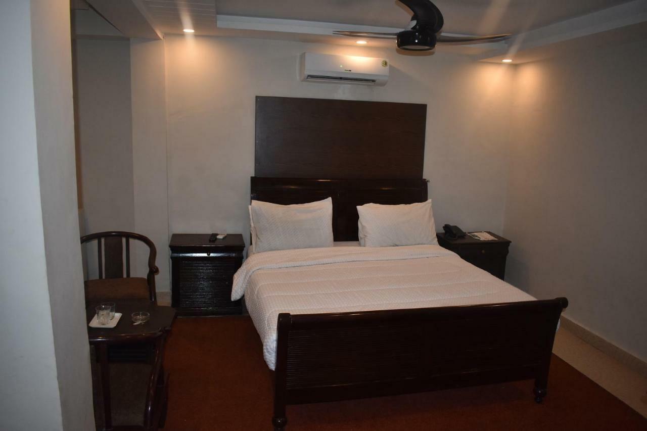 Hotel Burj Al Hateem Rawalpindi Eksteriør bilde